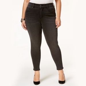 Melissa McCarthy Seven7 Pencil Jeans - Washed Black - Size: 16W